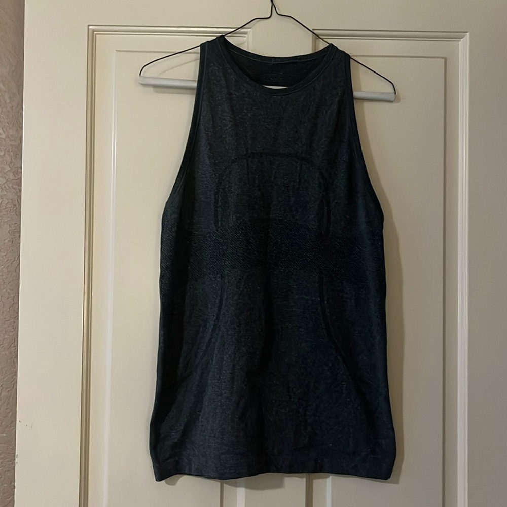 Dark gray lululemon tank